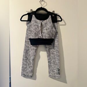 Lorna Jane Island Active Black and White Set Sz. S *EUC* MSRP: $171+tax